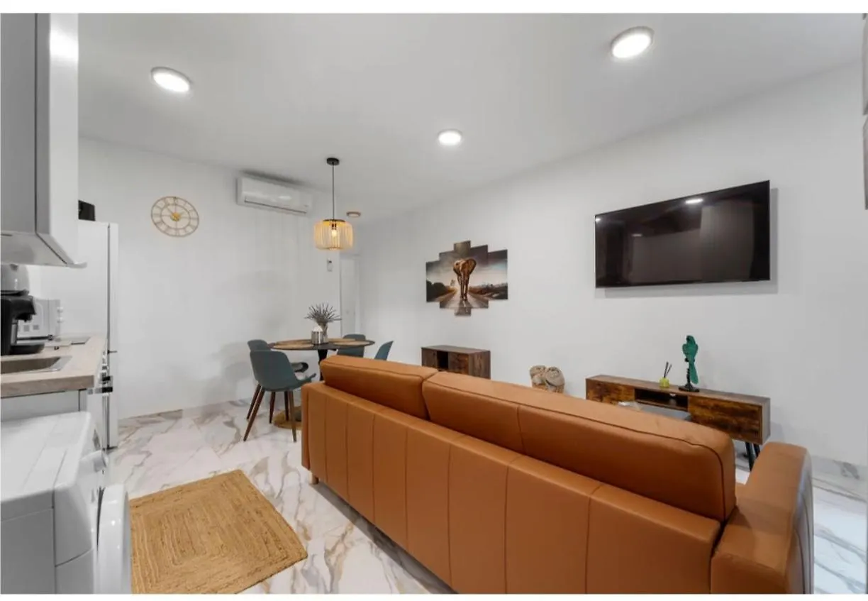 Casa Ivana At Green Parot Apartments At Carihuela Torremolinos
